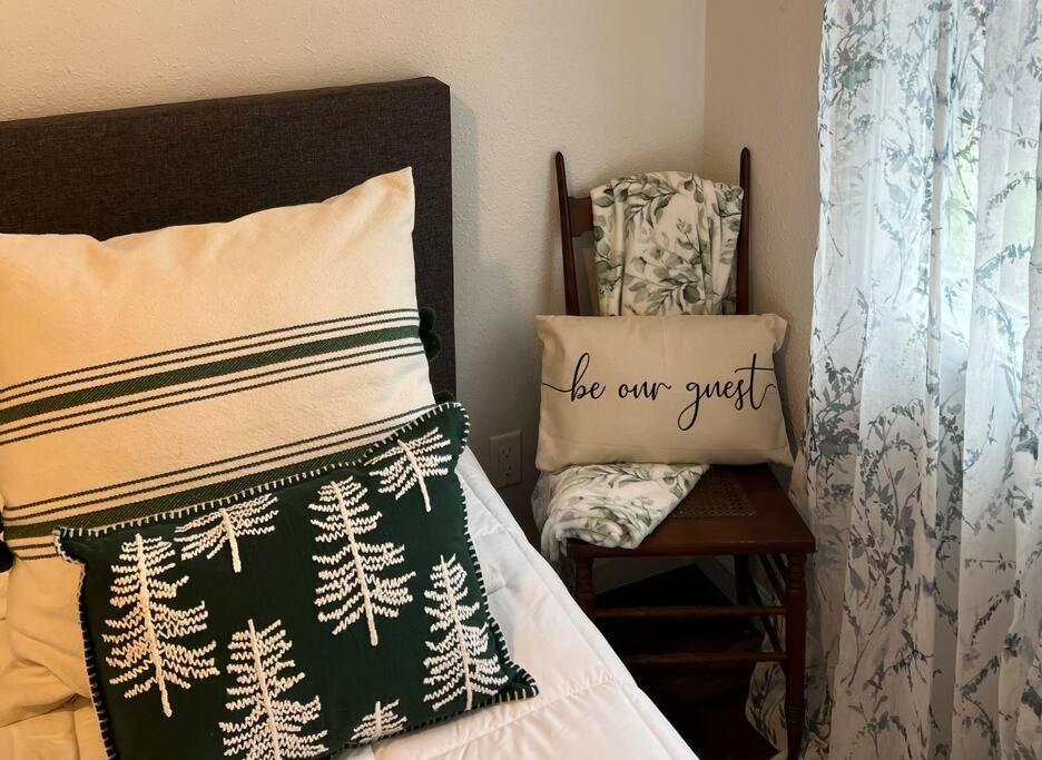 Cozy Getaway At Lake O' The Pines Ore City Exterior photo